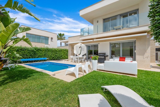 Z drugiej ręki - Villa -
Orihuela Costa - Costa Blanca