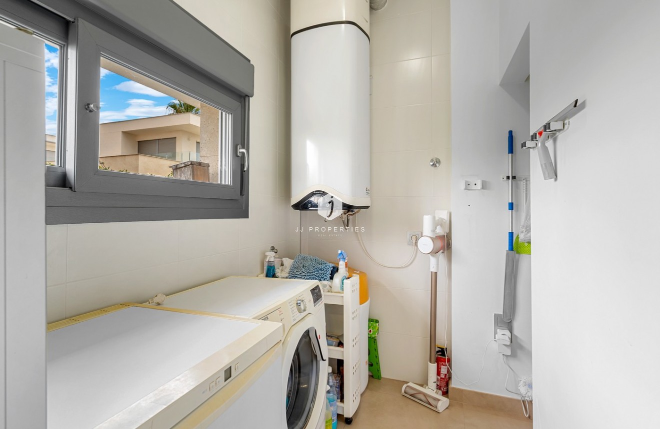 Z drugiej ręki - Villa -
Orihuela Costa - Costa Blanca