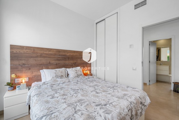 Z drugiej ręki - Villa -
Orihuela Costa - Costa Blanca