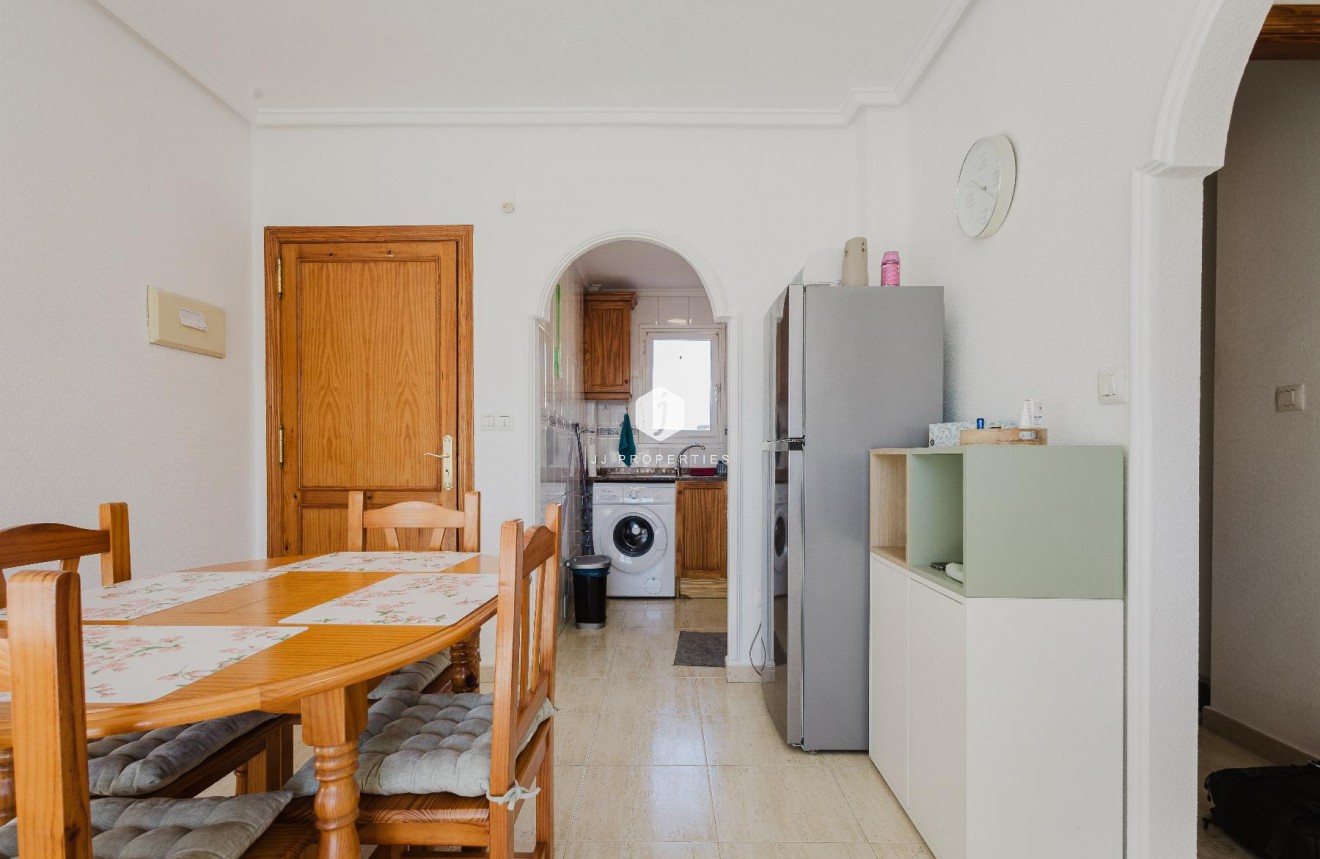 Z drugiej ręki - Bungalow -
Torrevieja - Costa Blanca
