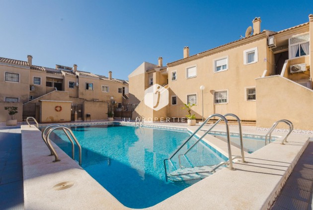 Z drugiej ręki - Bungalow -
Torrevieja - Costa Blanca