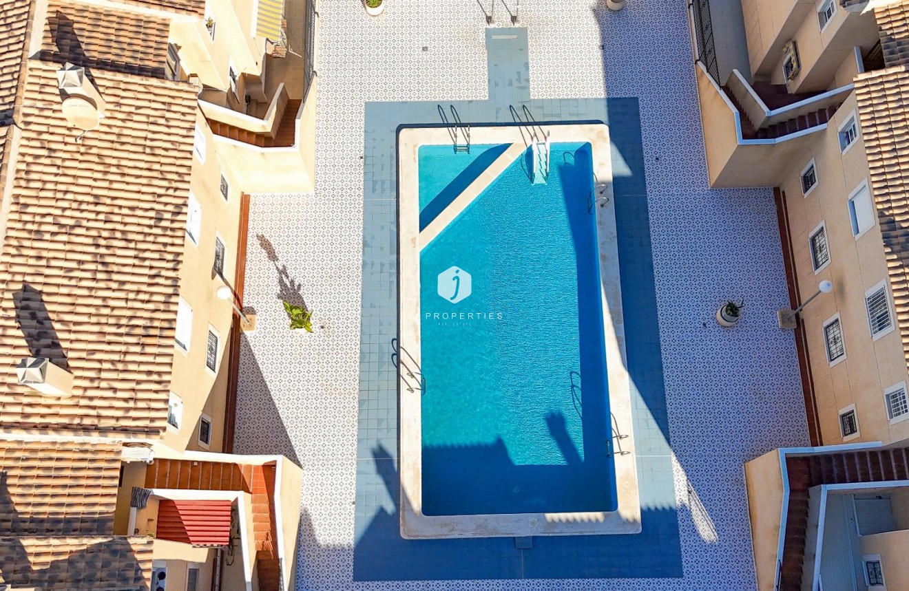 Z drugiej ręki - Bungalow -
Torrevieja - Costa Blanca