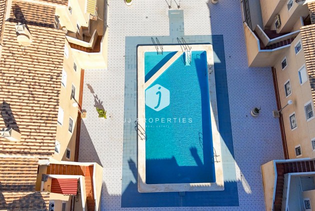 Z drugiej ręki - Bungalow -
Torrevieja - Costa Blanca