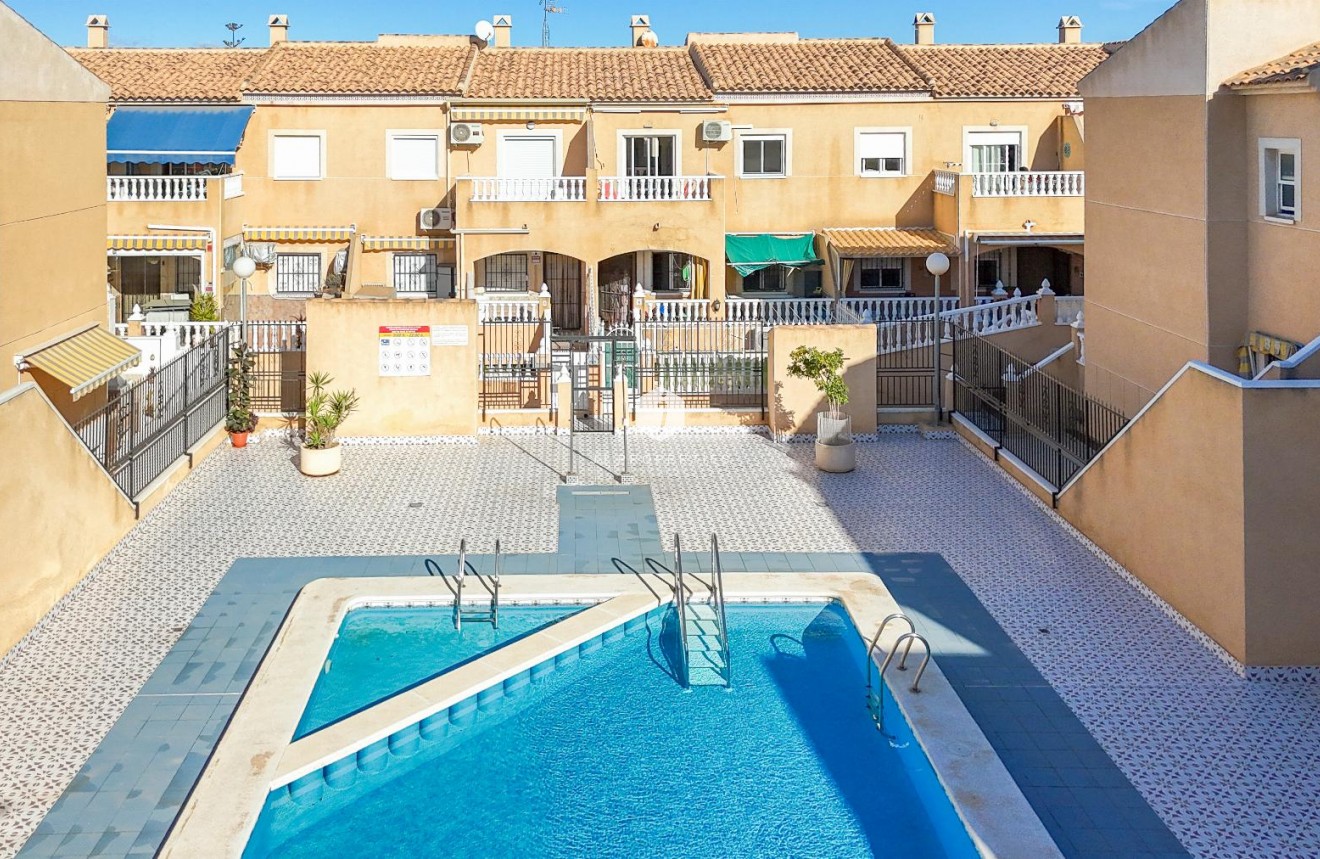 Z drugiej ręki - Bungalow -
Torrevieja - Costa Blanca