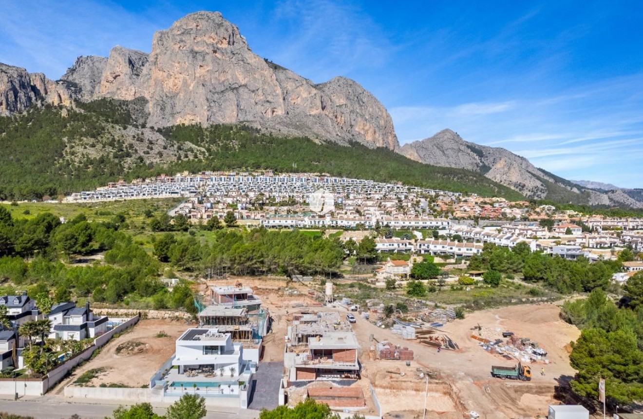 Nowy budynek - Villa -
Polop - Urbanizaciones