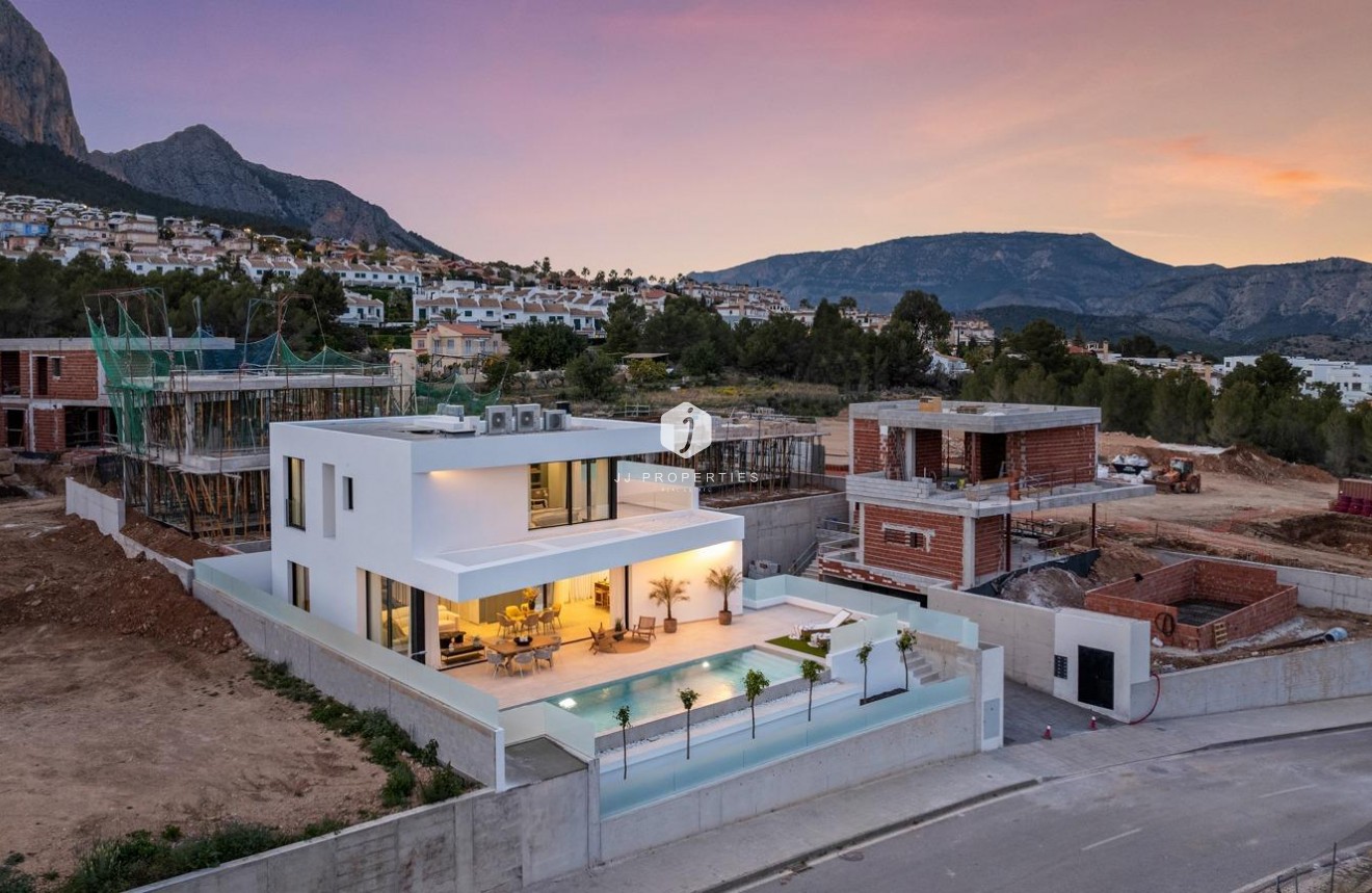 Nowy budynek - Villa -
Polop - Urbanizaciones