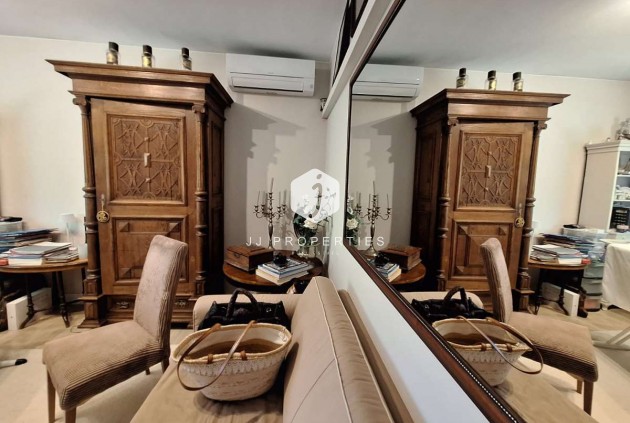 Z drugiej ręki - Villa -
Tosalet