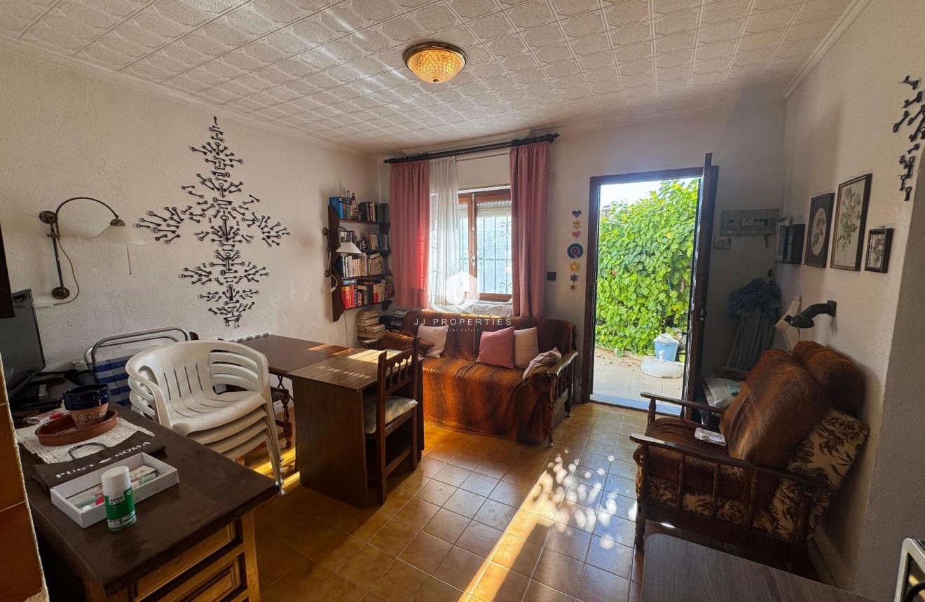 Z drugiej ręki - Bungalow -
Torrevieja - Costa Blanca