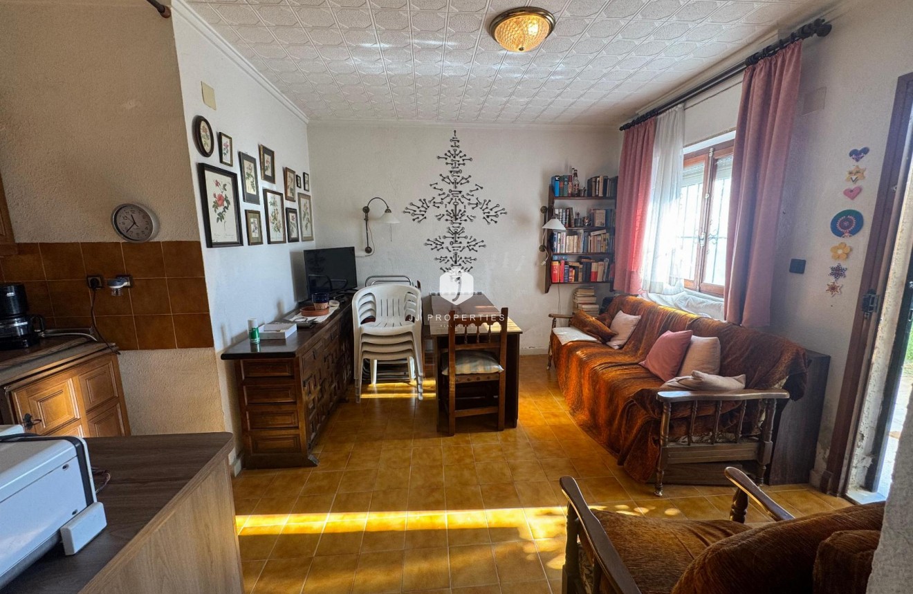 Z drugiej ręki - Bungalow -
Torrevieja - Costa Blanca