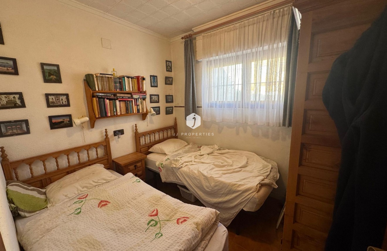 Z drugiej ręki - Bungalow -
Torrevieja - Costa Blanca