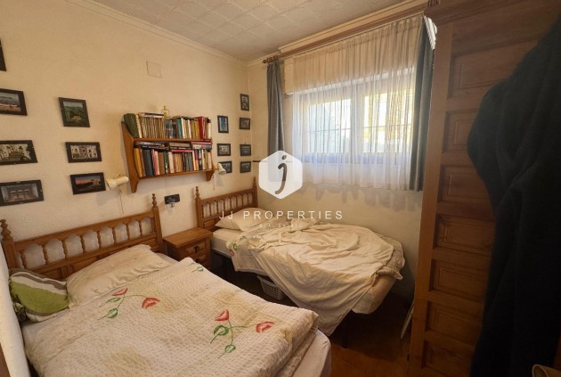 Z drugiej ręki - Bungalow -
Torrevieja - Costa Blanca