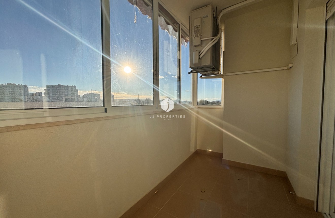 Z drugiej ręki - Mieszkanie w bloku -
Guardamar del Segura - Costa Blanca