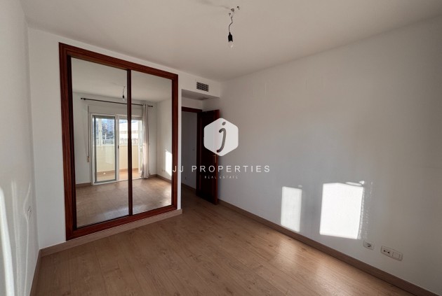 Z drugiej ręki - Mieszkanie w bloku -
Guardamar del Segura - Costa Blanca