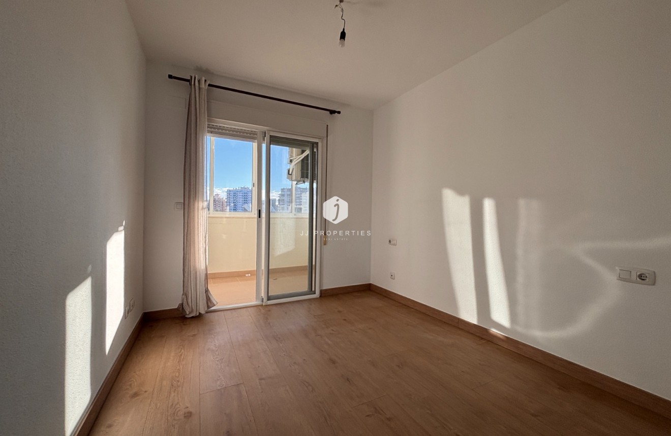 Z drugiej ręki - Mieszkanie w bloku -
Guardamar del Segura - Costa Blanca