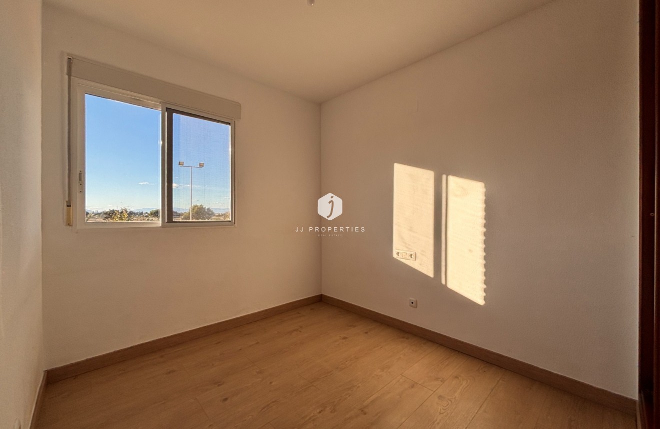 Z drugiej ręki - Mieszkanie w bloku -
Guardamar del Segura - Costa Blanca