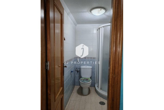 Z drugiej ręki - Mieszkanie w bloku -
Torrevieja - Centro