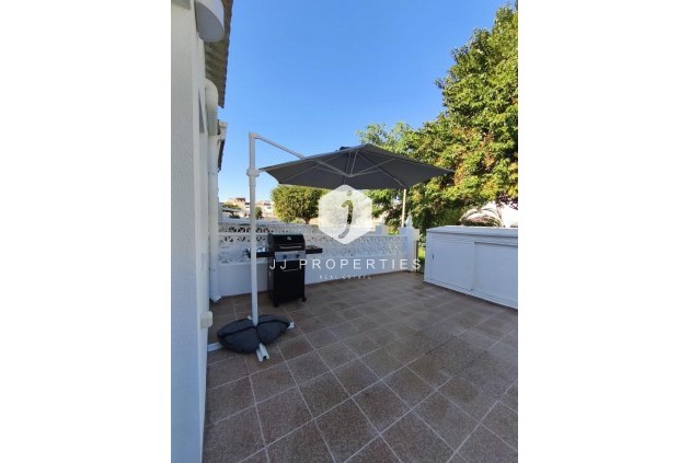 Z drugiej ręki - Szalet -
Torrevieja