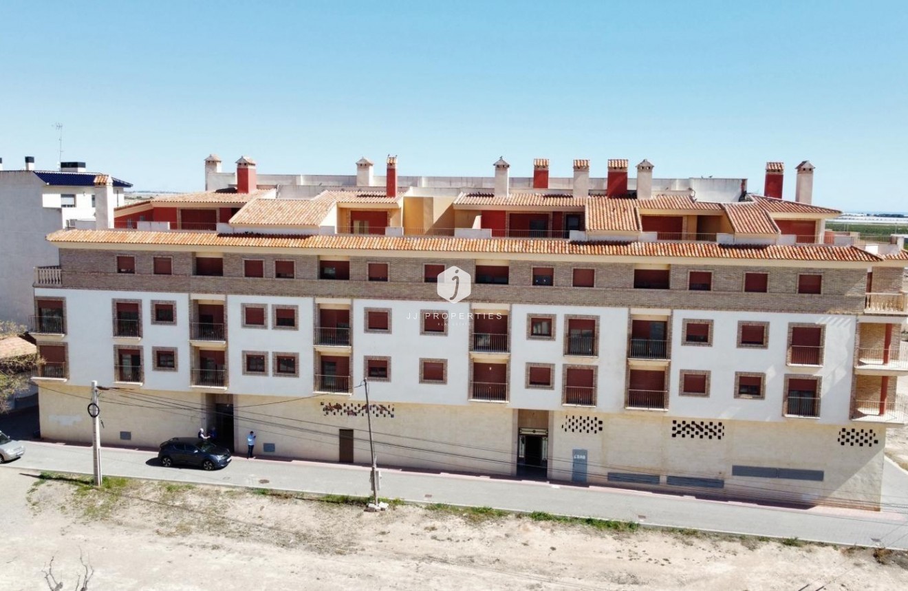 Nowy budynek - Mieszkanie w bloku -
Avileses - pueblo