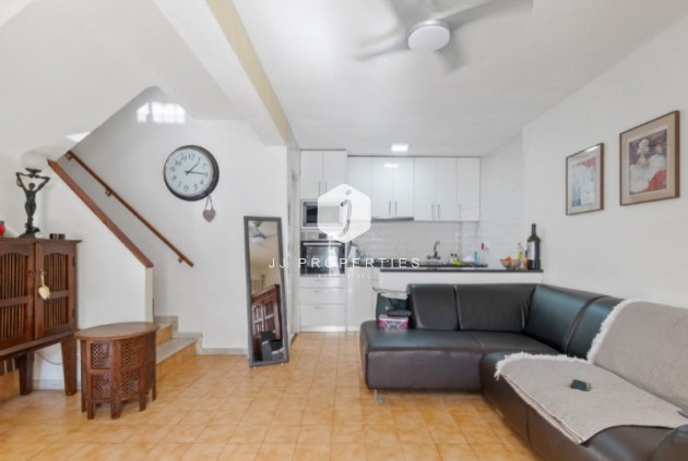 Z drugiej ręki - Szalet -
Torrevieja - Costa Blanca