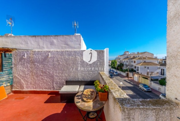 Z drugiej ręki - Szalet -
Torrevieja - Costa Blanca