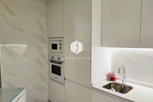 Z drugiej ręki - Mieszkanie w bloku -
Torrevieja - Costa Blanca