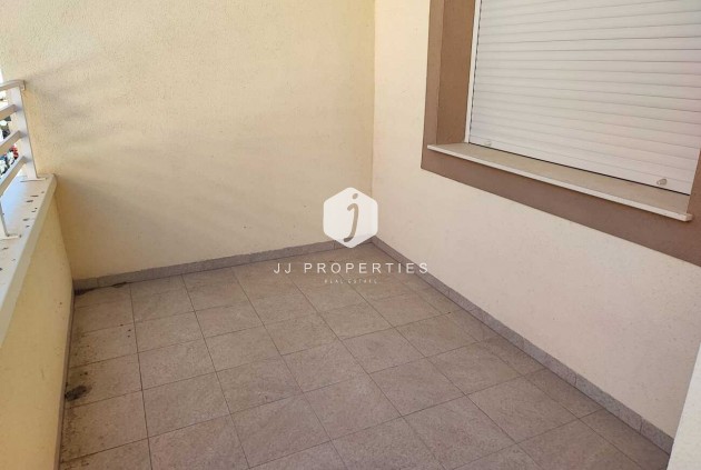 Z drugiej ręki - Mieszkanie w bloku -
Torrevieja - Costa Blanca