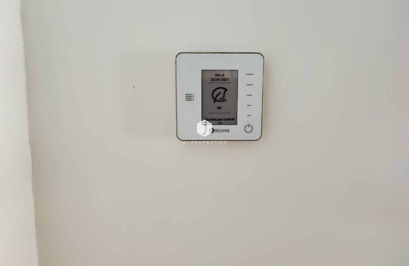 Z drugiej ręki - Mieszkanie w bloku -
Torrevieja - Costa Blanca