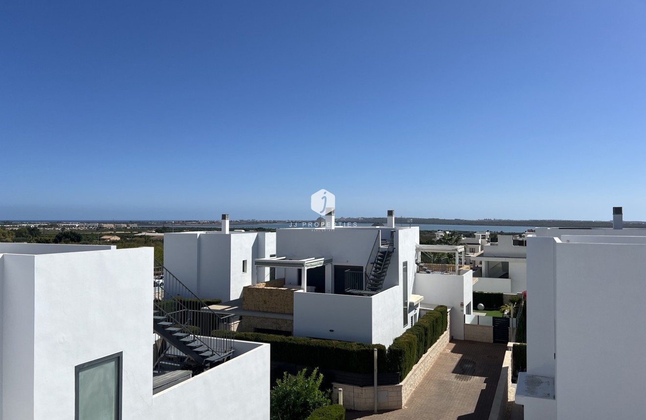 Z drugiej ręki - Villa -
Ciudad Quesada - Costa Blanca