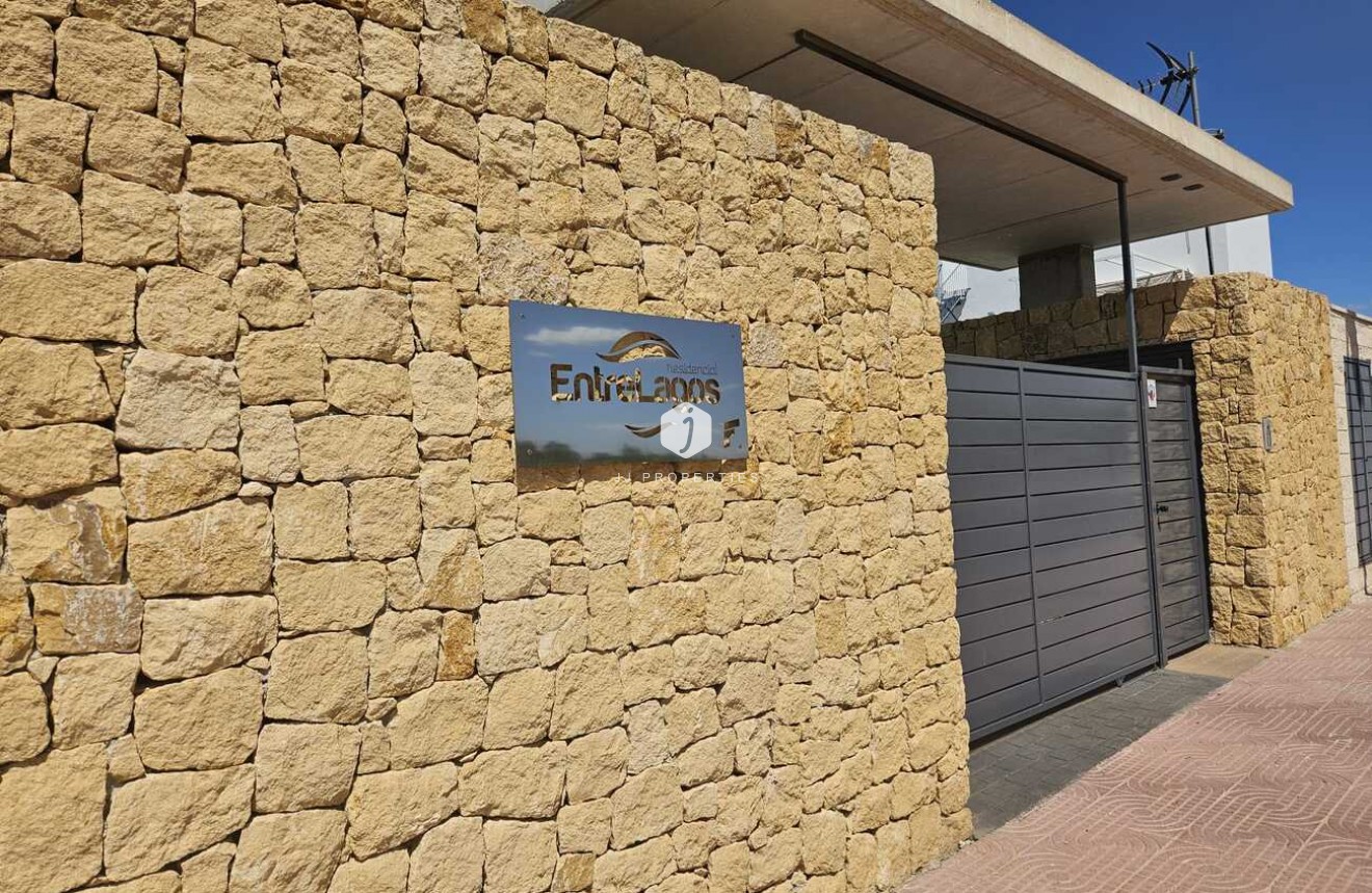 Z drugiej ręki - Villa -
Ciudad Quesada - Costa Blanca
