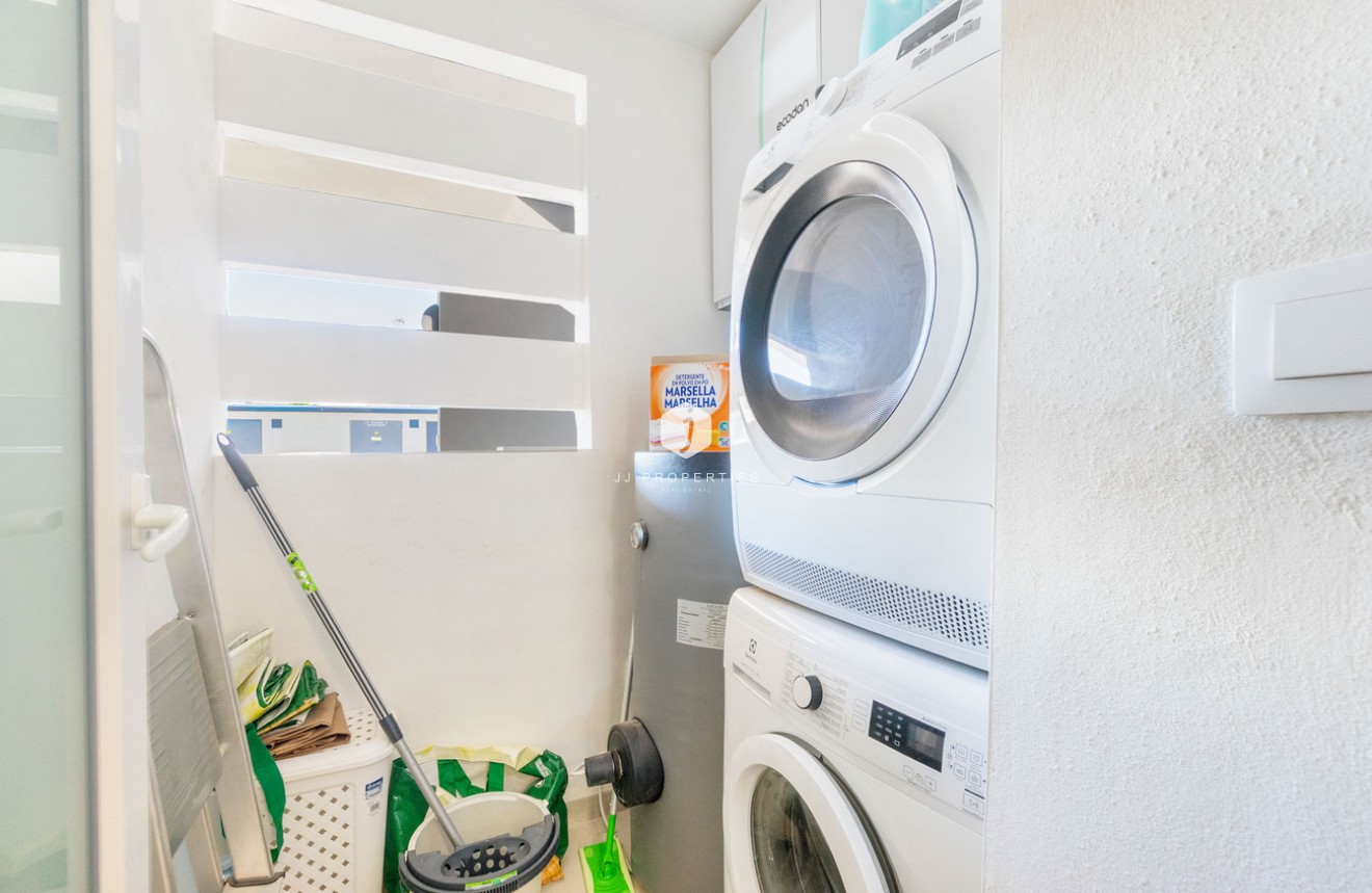 Z drugiej ręki - Mieszkanie w bloku -
Playa Flamenca - Flamenca Village