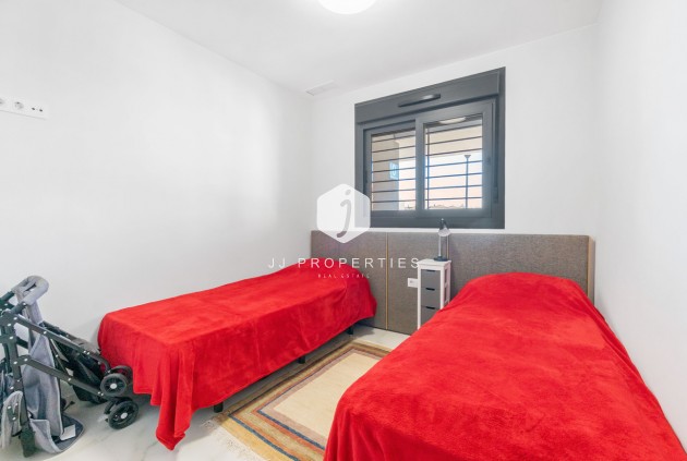 Z drugiej ręki - Mieszkanie w bloku -
Playa Flamenca - Flamenca Village