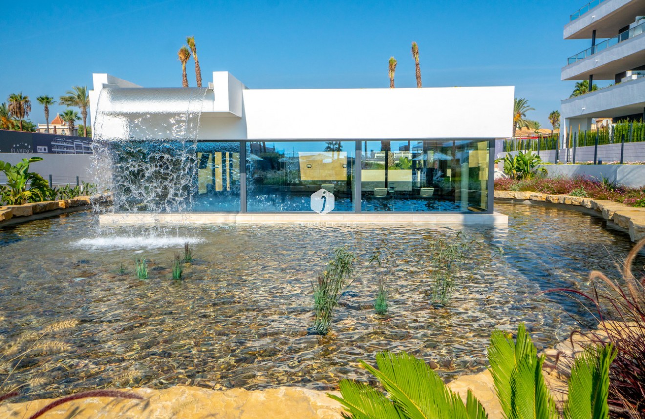 Z drugiej ręki - Mieszkanie w bloku -
Playa Flamenca - Flamenca Village