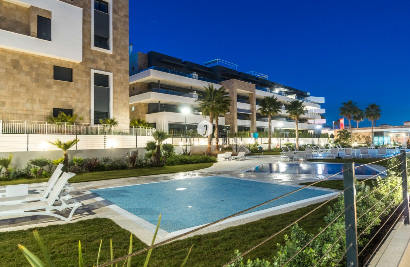 Z drugiej ręki - Mieszkanie w bloku -
Playa Flamenca - Flamenca Village