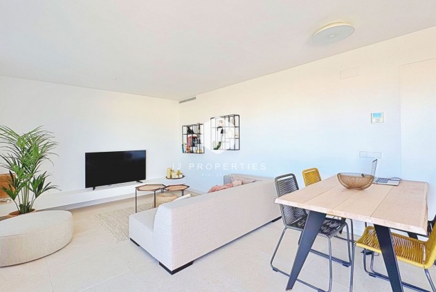 Z drugiej ręki - Daszek -
Torrevieja - Costa Blanca