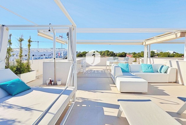 Z drugiej ręki - Daszek -
Torrevieja - Costa Blanca