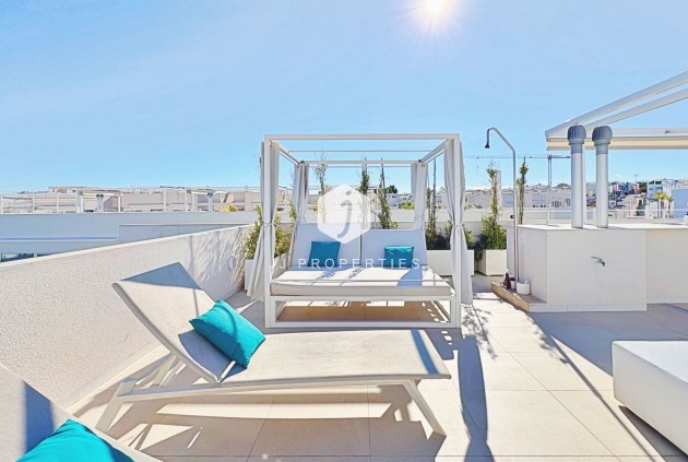 Z drugiej ręki - Daszek -
Torrevieja - Costa Blanca