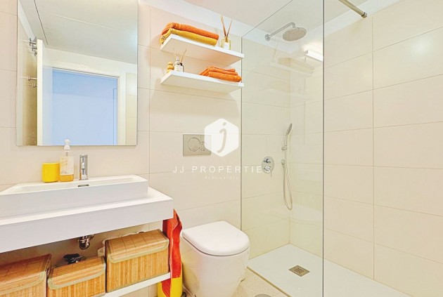 Z drugiej ręki - Daszek -
Torrevieja - Costa Blanca