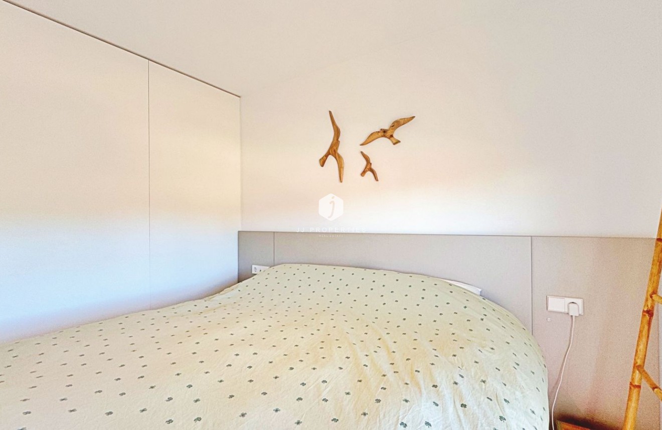 Z drugiej ręki - Daszek -
Torrevieja - Costa Blanca