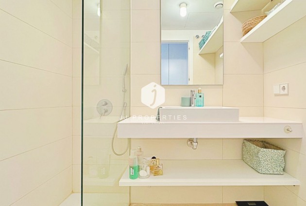 Z drugiej ręki - Daszek -
Torrevieja - Costa Blanca