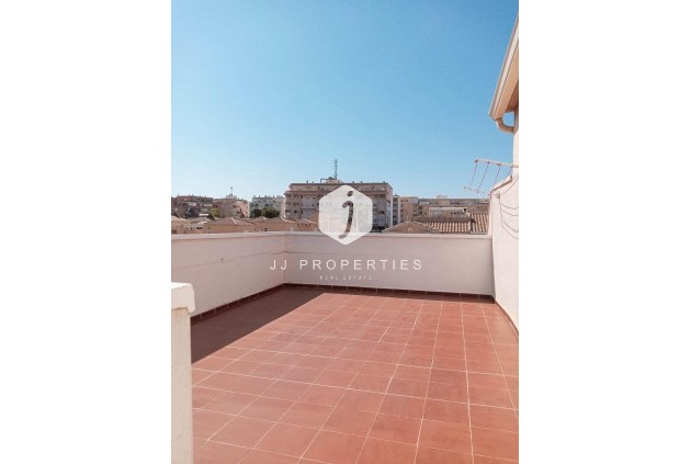 Z drugiej ręki - Bungalow -
Torrevieja - Parque Acuático - Sector 25