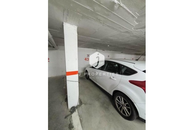 Z drugiej ręki - Bungalow -
Torrevieja - Parque Acuático - Sector 25