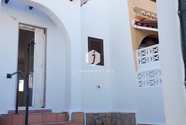 Z drugiej ręki - Szalet -
Torrevieja - Los Balcones