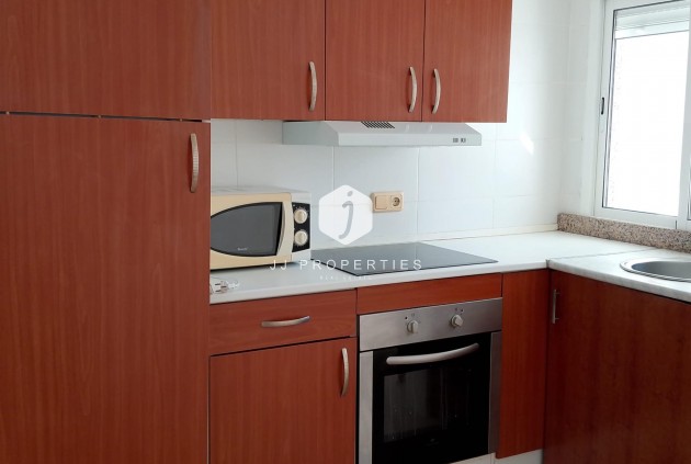 Z drugiej ręki - Szalet -
Torrevieja - Los Balcones