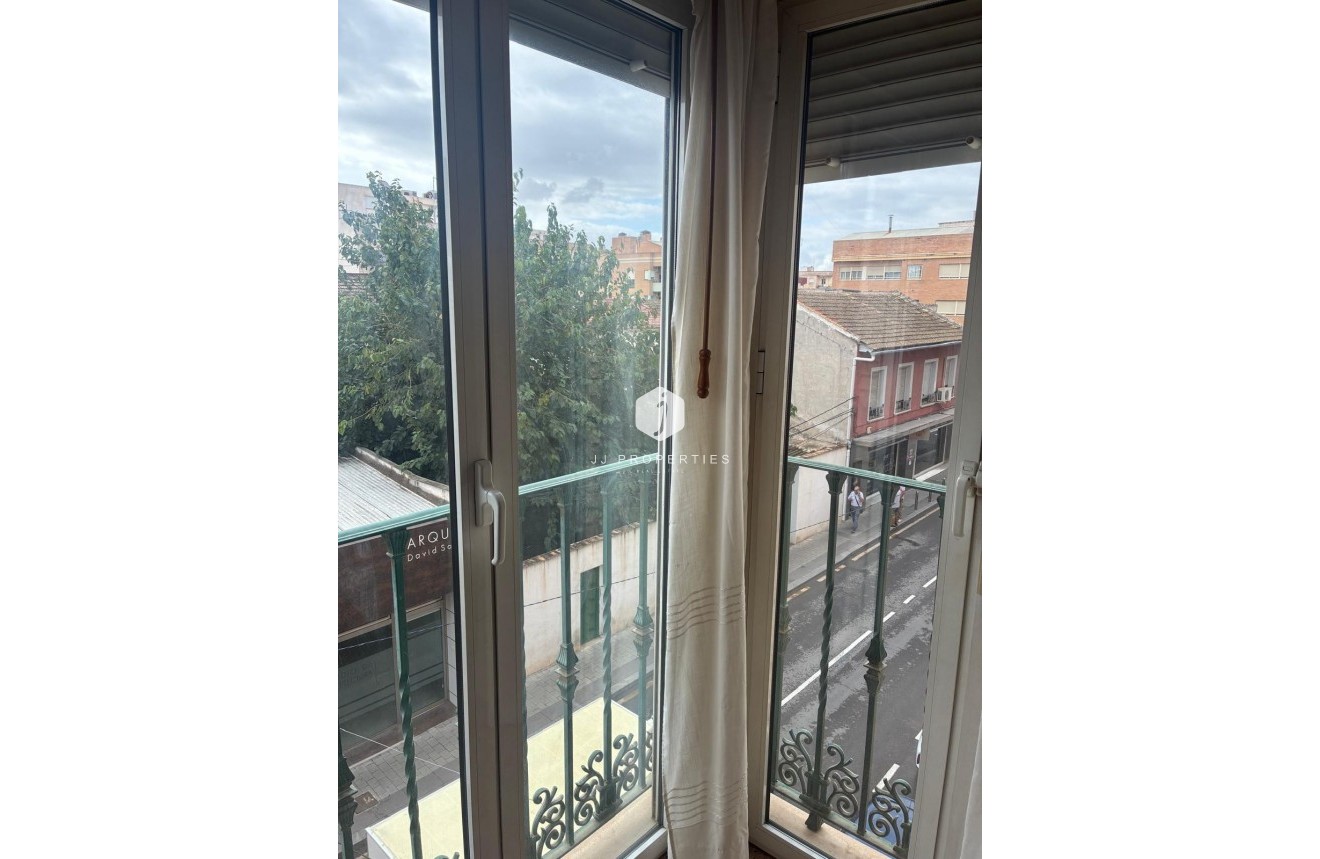 Z drugiej ręki - Mieszkanie w bloku -
Almoradí - centro