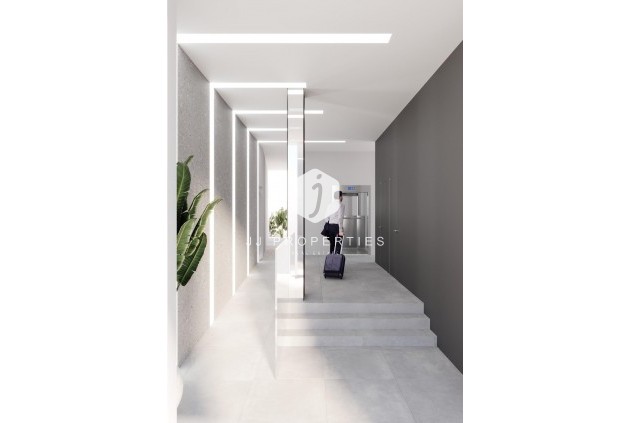 Nowy budynek - Daszek -
Torrevieja - Centro