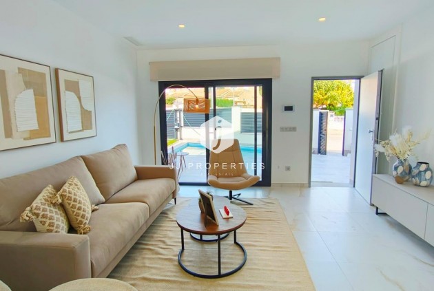 Obra nueva - Villa -
Pilar de la Horadada - Pinar de Campoverde