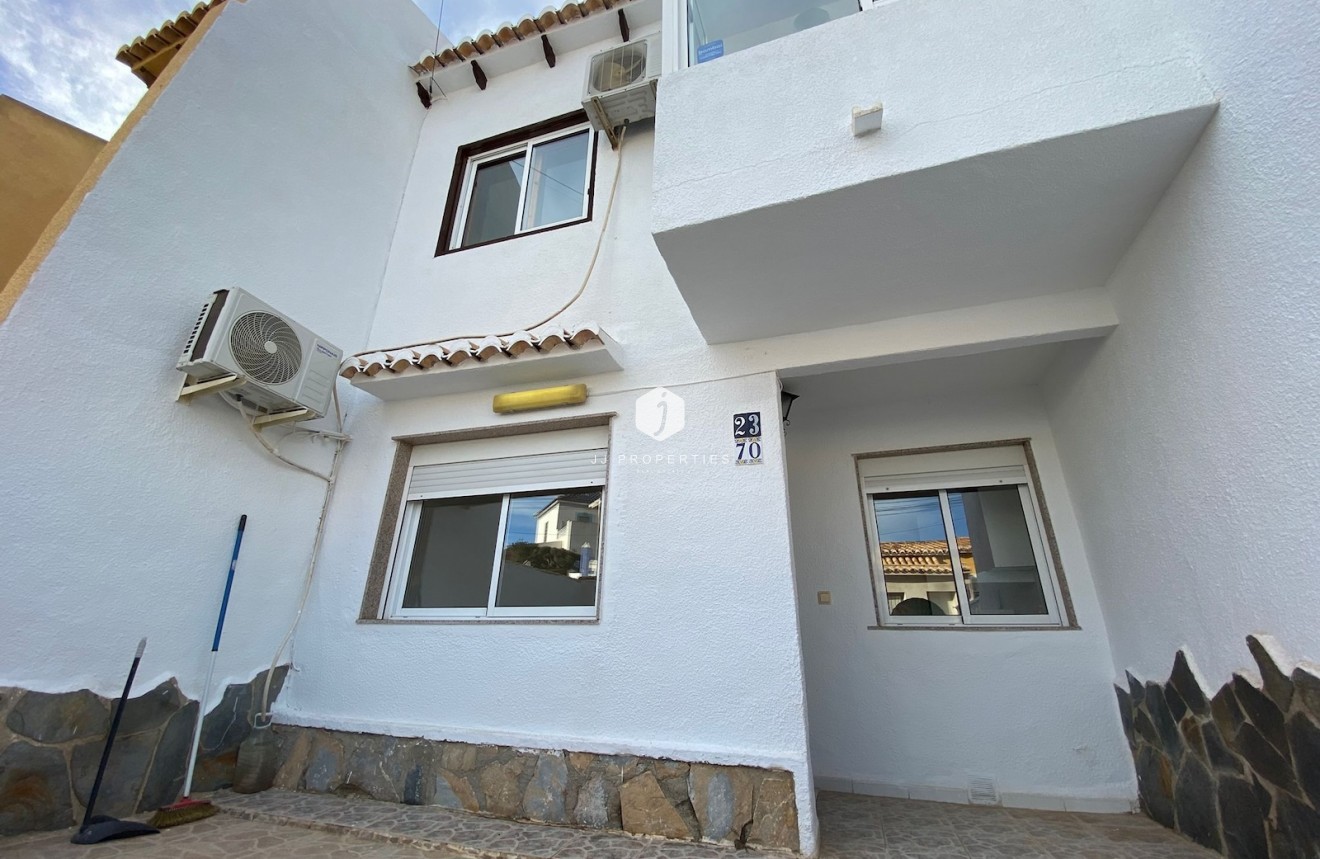 Z drugiej ręki - Szalet -
Los Balcones - Costa Blanca