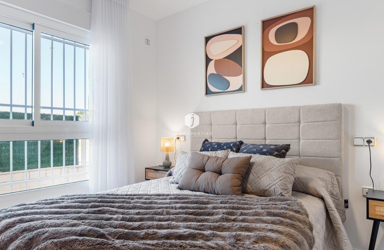 Z drugiej ręki - Mieszkanie w bloku -
Orihuela Costa - Costa Blanca