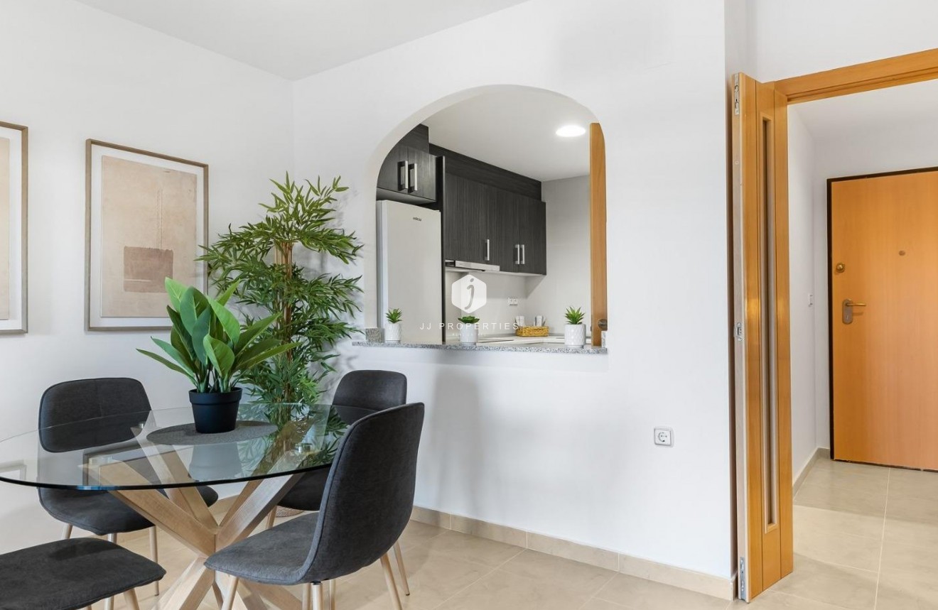 Z drugiej ręki - Mieszkanie w bloku -
Orihuela Costa - Costa Blanca