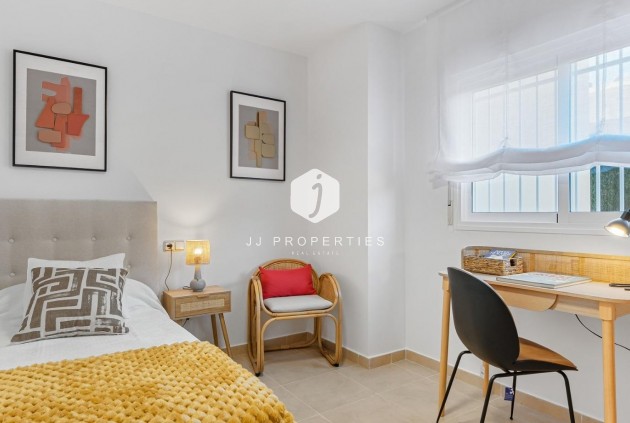 Z drugiej ręki - Mieszkanie w bloku -
Orihuela Costa - Costa Blanca